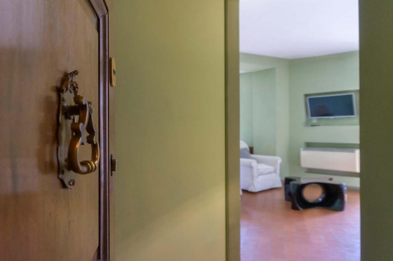Piazza Venezia Charming & Bright Apartment Rome Exterior photo