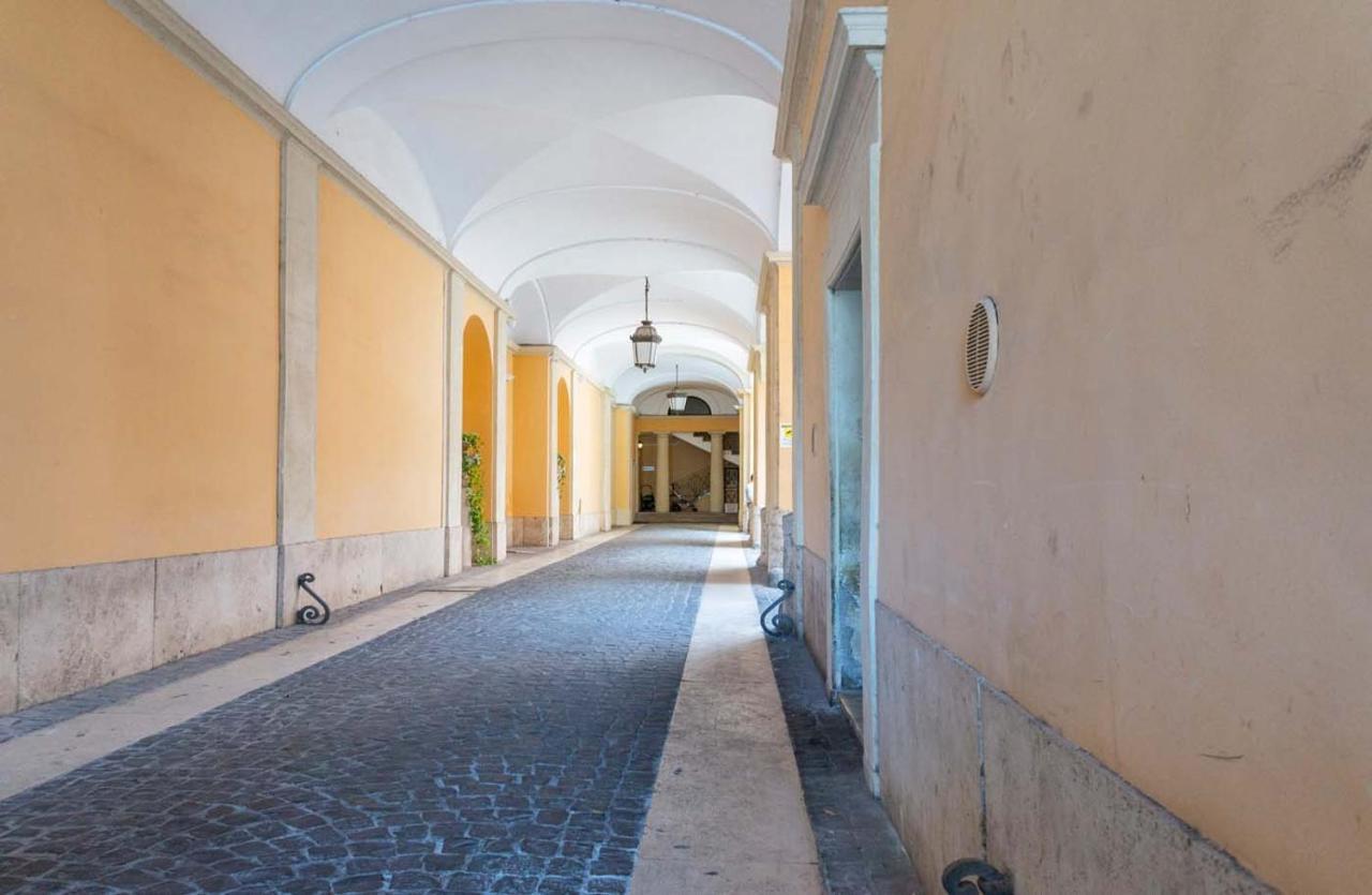 Piazza Venezia Charming & Bright Apartment Rome Exterior photo